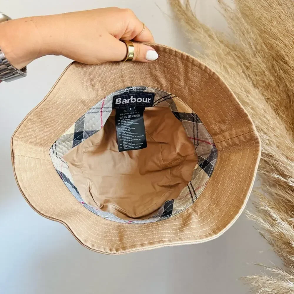 NEW BARBOUR Khaki Tan White Logo Cascade Floppy Packable Bucket Tartan Lined Hat